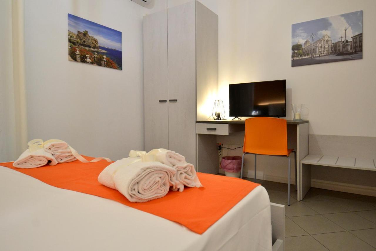 Hotel Terre di Sicilia Catania Esterno foto