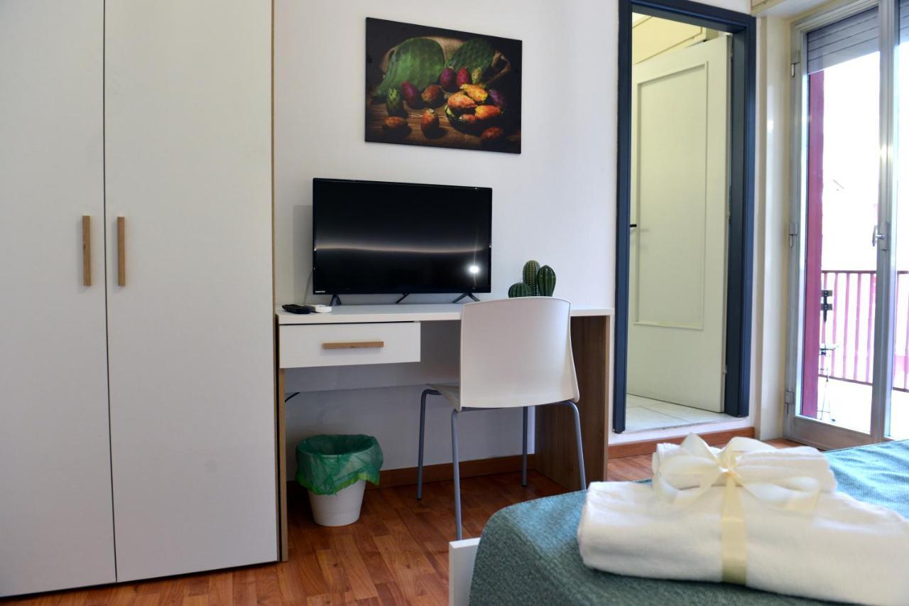 Hotel Terre di Sicilia Catania Esterno foto